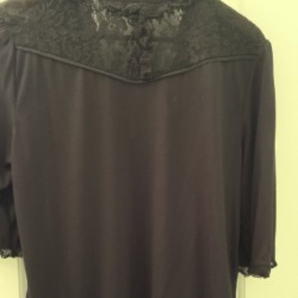 NWT Woman's Sweater - Chloe Dao - Picture 7 of 9